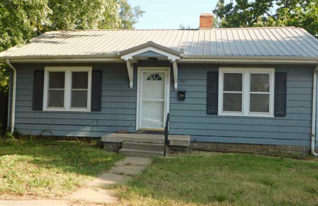 714 W 4th Ave photos photos