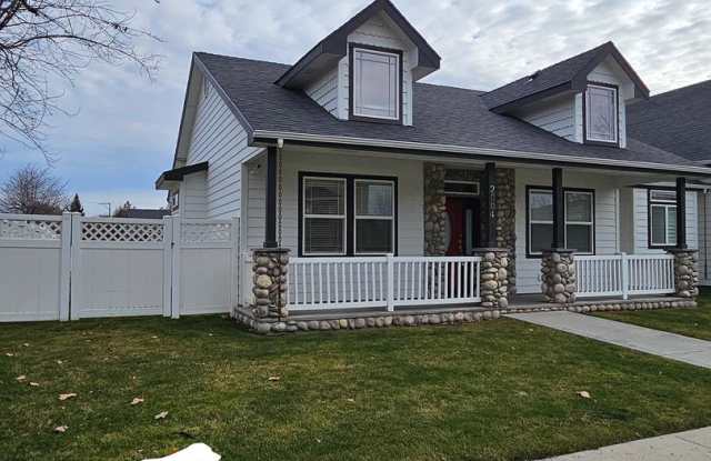 3bed/2bath in sought after Nampa neighborhood w/3 car garage and large bonus room. photos photos