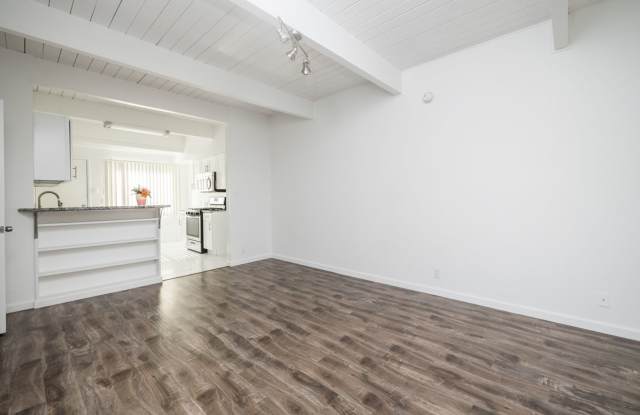 11730-11846 Culver Blvd. photos photos