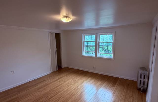 931 James Avenue Gallery 1