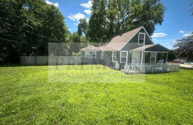 10005 E 53rd St, Raytown, MO 64133- 3 bd / 1 ba house in Raytown  Rent $1250 photos photos