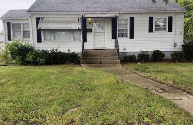 Must-See Rental! Move-in ready 4 BR / 2 BA Gallery 1