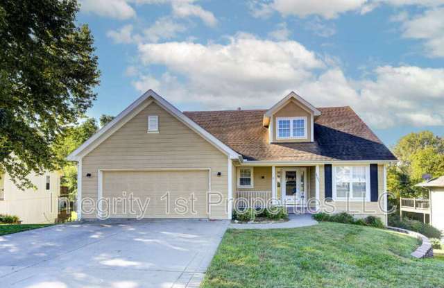 1721 Collins Drive - 1721 Collins Drive, Platte City, MO 64079