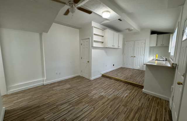 Move-in Special this 1BR, 1BA located at 960 1/2 N. Drexel Ave., Indianapolis, IN Gallery 4