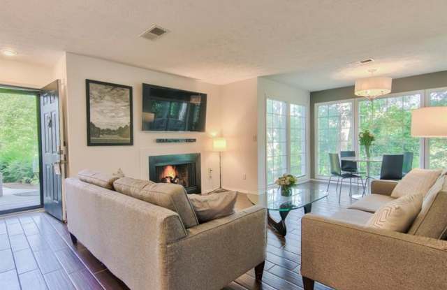 501 Countryside Place Gallery 3