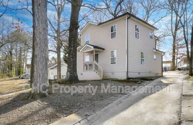 1484 Norman Berry Dr photos photos