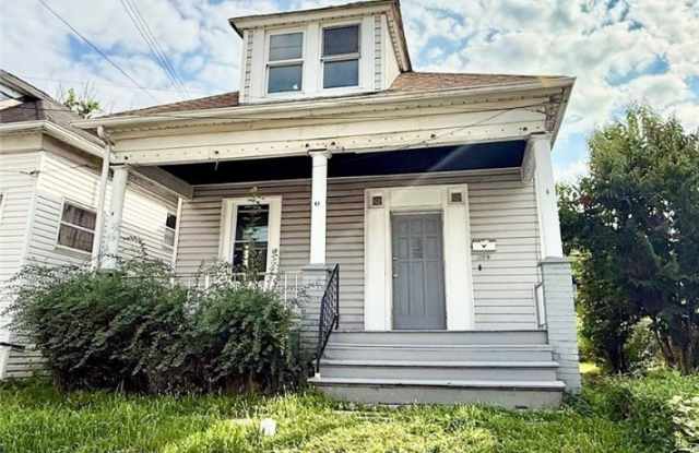 419 N 4th St photos photos