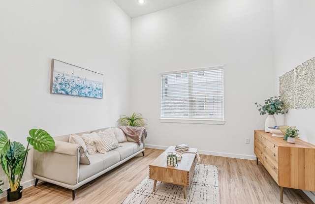 Summit at Renaissance Park - Affordable Housing Gallery 4