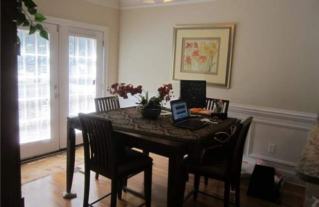 1421 Ashford Creek Circle NE Gallery 4