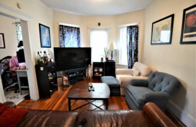 67 Washburn Ave photos photos
