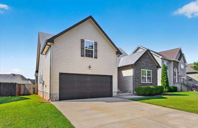 Pet Friendly Three Bedroom with Bonus! Gallery 4