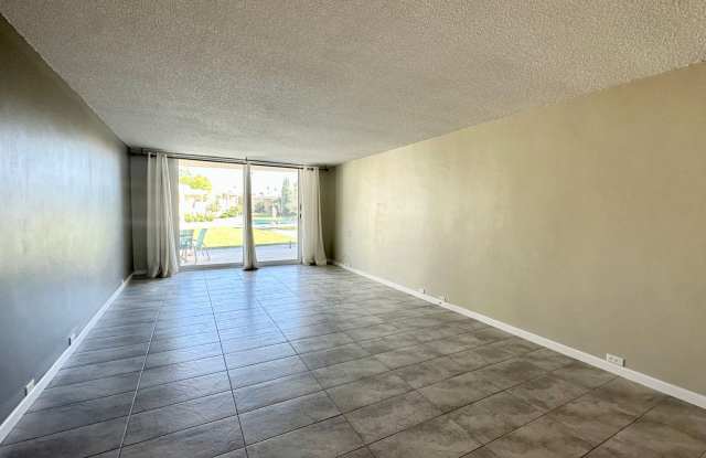 COMING SOON! Beautiful 2 Bedroom 2 Bathroom Condo in Palm Springs! Gallery 4