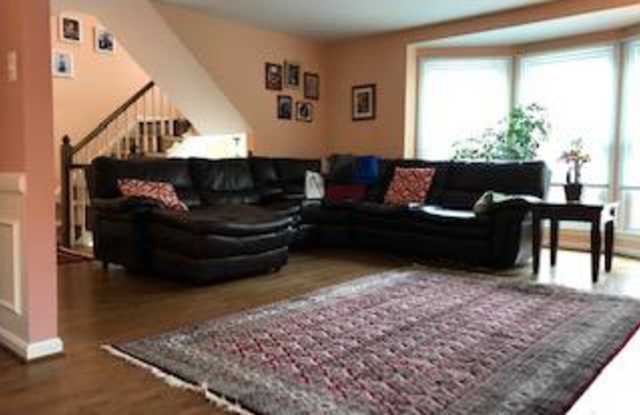 432 COUNCIL DRIVE NE Gallery 4