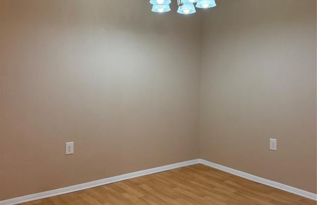 5020 Sardis Road Gallery 4