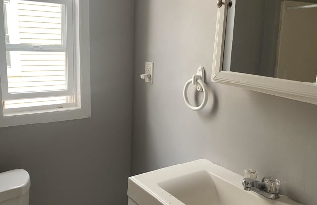 20 West Sunnyside - Floor 2 - 20 West Sunnyside Way, Troy, NY 12180