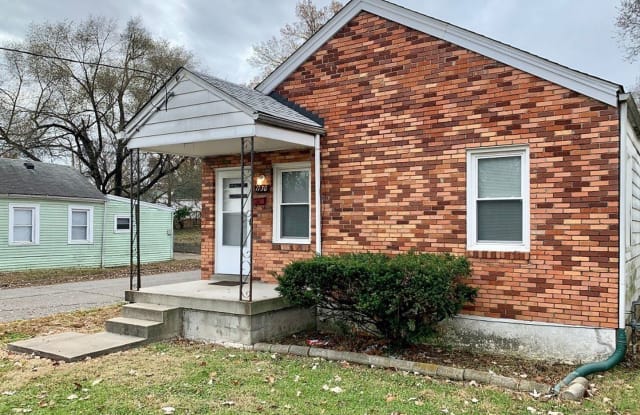 1130 Lincoln Avenue - 1130 Lincoln Avenue, Louisville, KY 40208