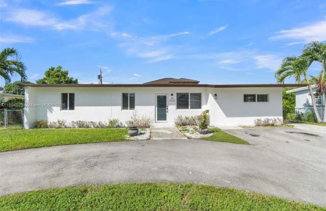 5520 SW 91st Ave photos photos
