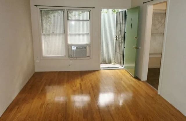 2320 G St - 2320 G Street, Sacramento, CA 95816