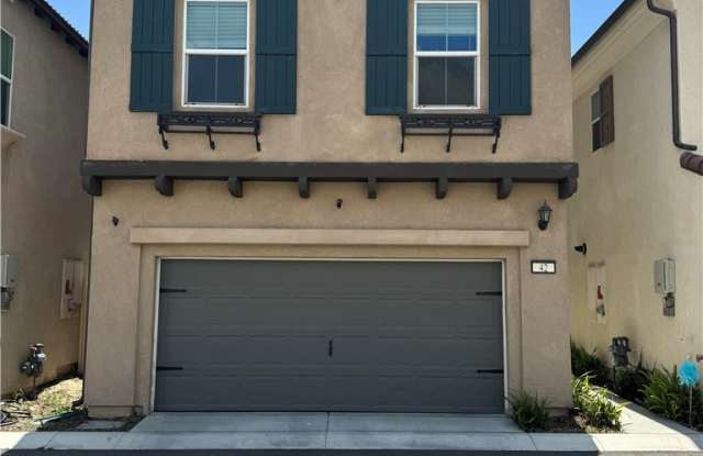 3827 Grant Street - 3827 Grant Street, Home Gardens, CA 92879