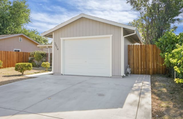 3824 Elm St - 3824 Elm Street, Sacramento, CA 95838