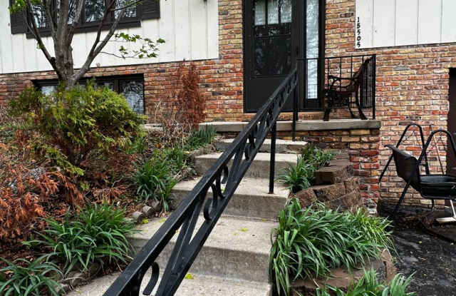 East Council Bluffs 3BD/3BA Split-Level House Gallery 4