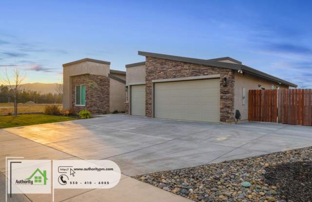 4768 Lower Springs, Beautiful Home with a View photos photos