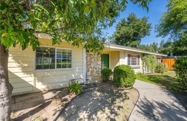 11761 Encino Avenue photos photos