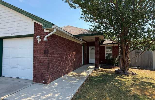 Available now. Inviting floor plan! Gallery 1