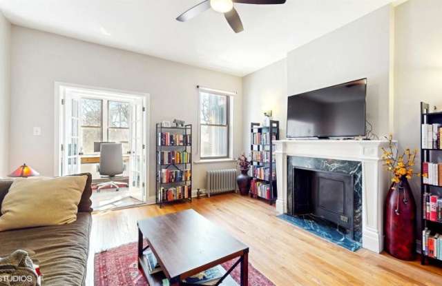 5110 South Woodlawn photos photos