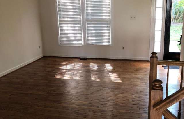 14609 BATTERY RIDGE LANE Gallery 2