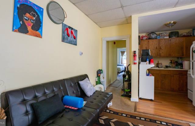 24 N RIGBY AVENUE Gallery 3