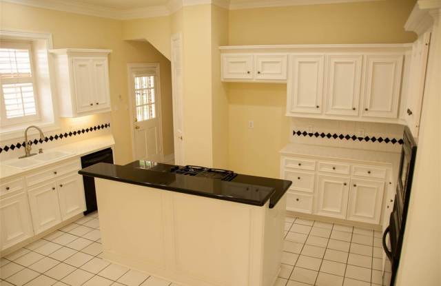4607 Park Court Gallery 3