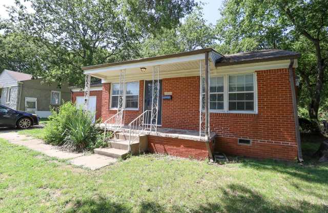 Remodeled Tulsa Gem! Near TU and Route 66! Available for immediate move in! Gallery 4
