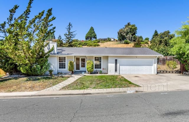 2671 Simas Avenue - 2671 Simas Avenue, Pinole, CA 94564