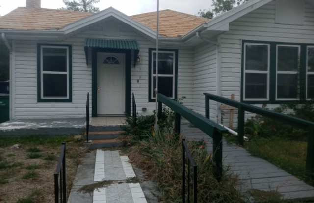 3905 Stuart St photos photos