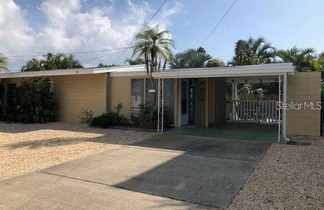 1295 BOCA CIEGA ISLE DRIVE - 1295 Boca Ciega Isle Drive, St. Pete Beach, FL 33706