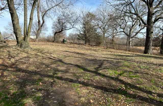 3 BEDROOM 2 BATH APARTMENT FOR LEASE IN CARL JUNCTION-$995.00 RENT-$995.00 DEPOSIT Gallery 4