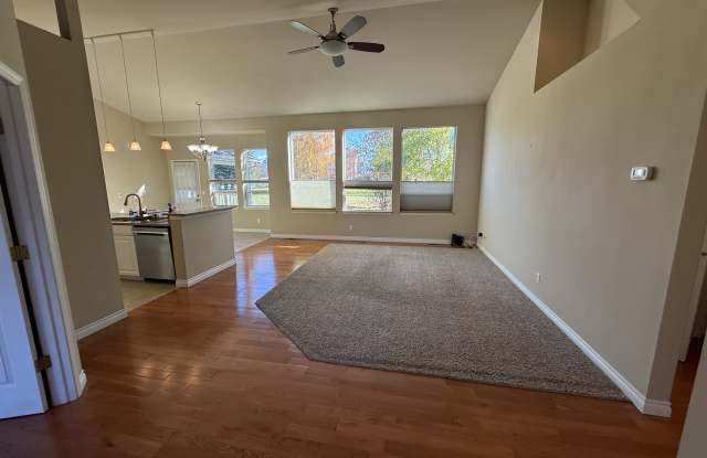 246 Poplar Drive Gallery 4