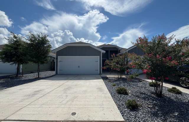 Luxury Duplex 3/2 in Seguin photos photos