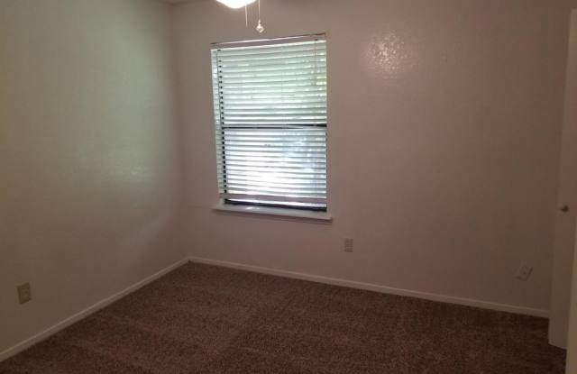 8601 Memphis Drive photos photos