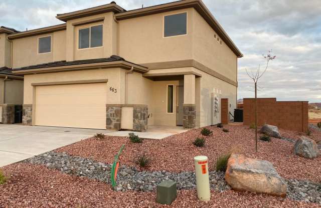 3 Bedroom Townhome. Water, Sewer, and Garbage Included! photos photos