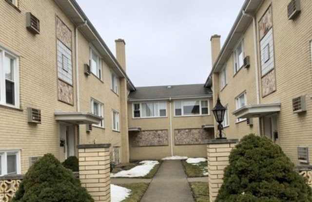 7845 W Lawrence Avenue - 7845 West Lawrence Avenue, Norridge, IL 60706