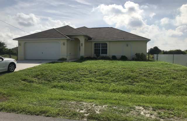 721 Castlestone Ave S photos photos