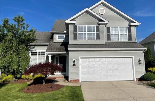 1305 Fieldstone Court photos photos