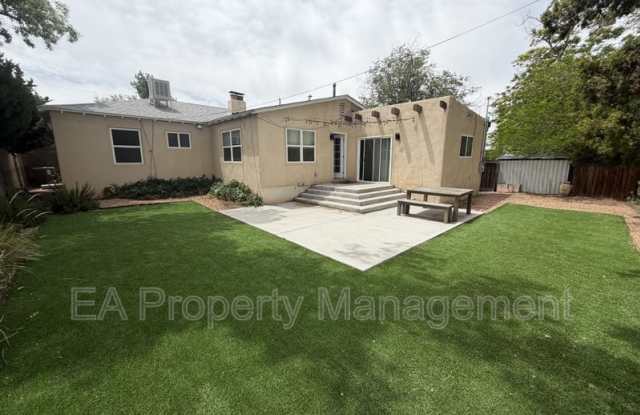 3925 Mesa Verde Ave NE photos photos