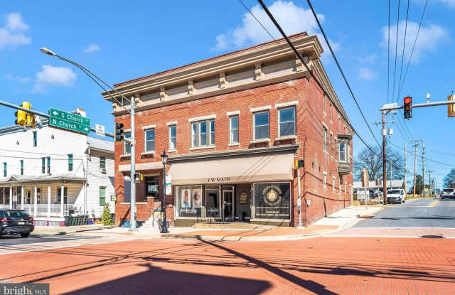1 W MAIN ST photos photos