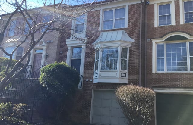 6102 BIBBINGS WAY - 6102 Bibbings Way, Kingstowne, VA 22315