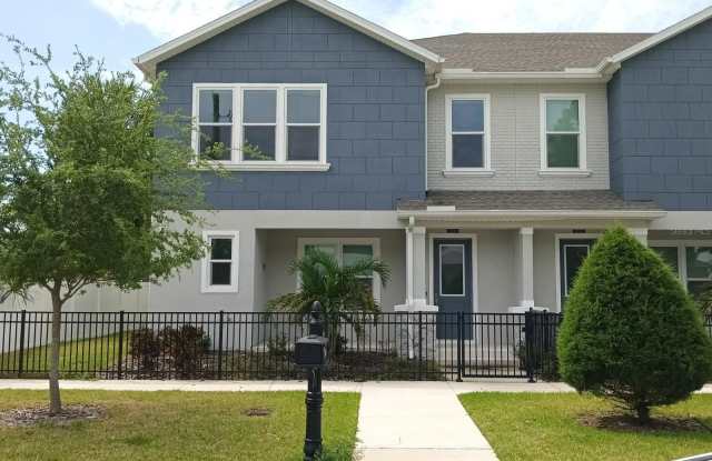 2704 W FIG STREET photos photos