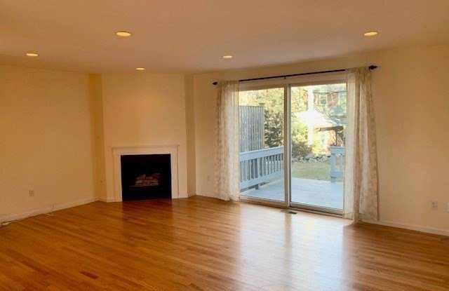30 Lucille Pl photos photos