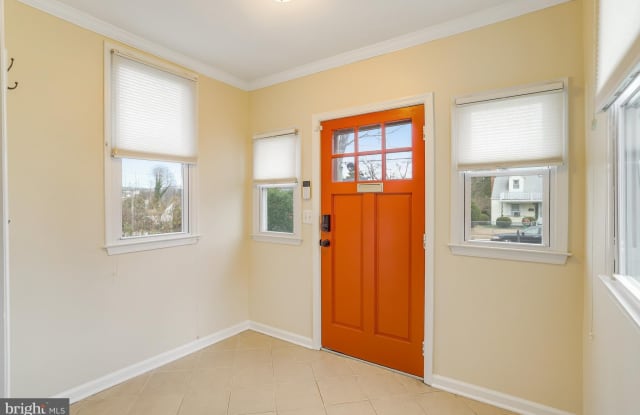 6106 BANGOR DRIVE Gallery 2